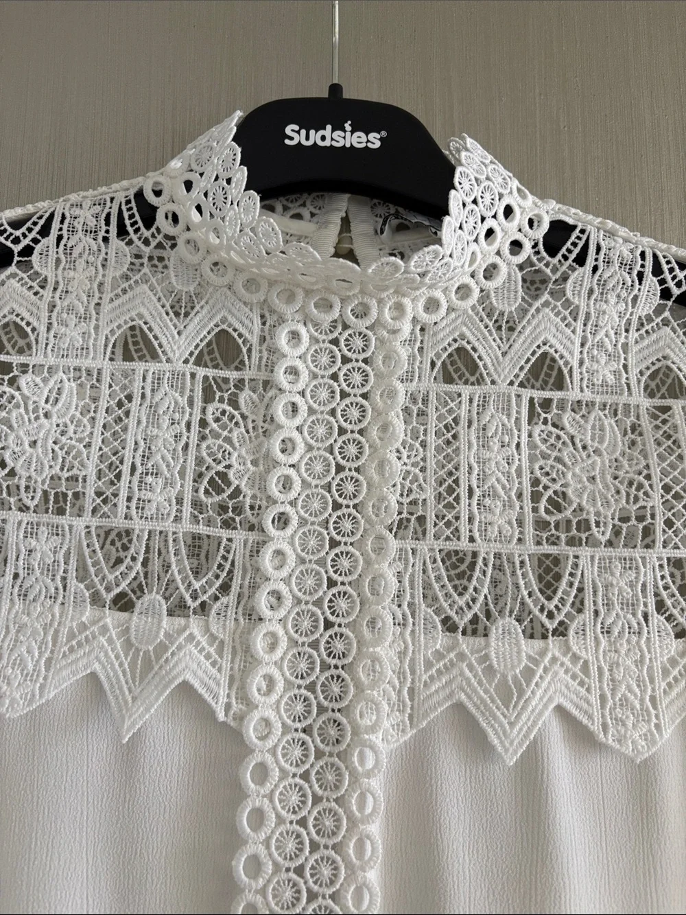 ALEXIS LACE TOP - Picture 3 of 5